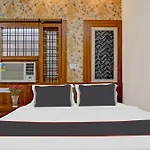 Collection O Hotel Shaurya