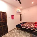 Baba Nirmaan Das Paying Guest House