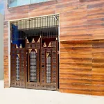 Hotel O Banaras Buddha