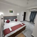 Fabhotel The Shivaay Palace