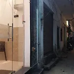 Narayani Paying Guest House