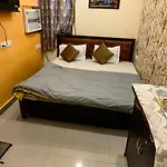 Kashi Yatra Guest House