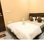 Kashi Yatra Guest House