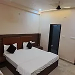Hotel Naman Palace