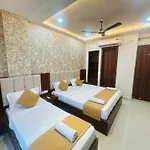 Hotel Deep Palace