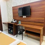 Hotel Deep Palace