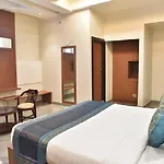 Hotel Rk Grand
