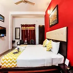 Hotel Yash Residency