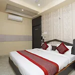 Hotel Rahil Palace
