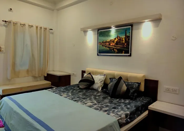 Khushi Paying Guest House