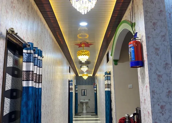 Hotel Laxmi Palace