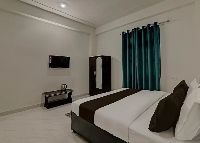 Hotel O Aanandwan Palace