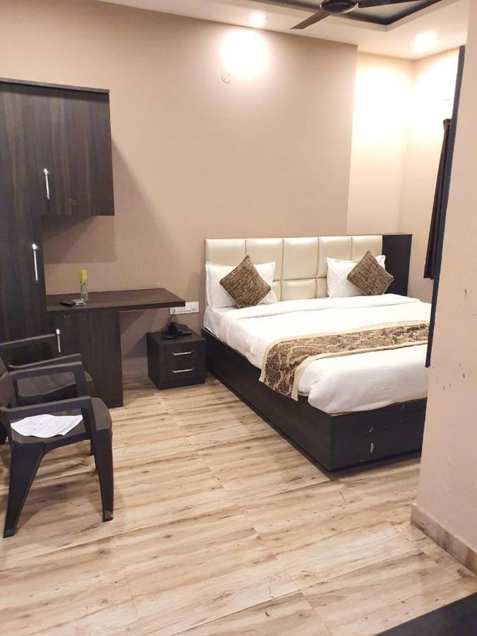 Bala Ji 5* Varanasi