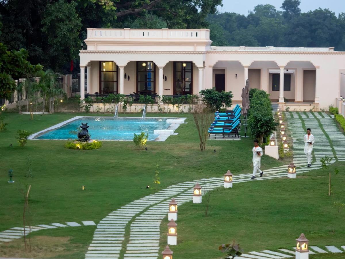 Resort Tree Of Life & Varanasi