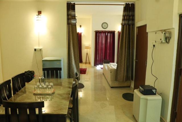 Tattva 2 * Varanasi