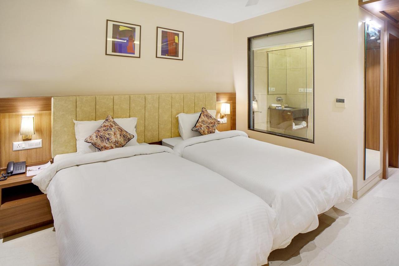 Four Element Hotel 3*