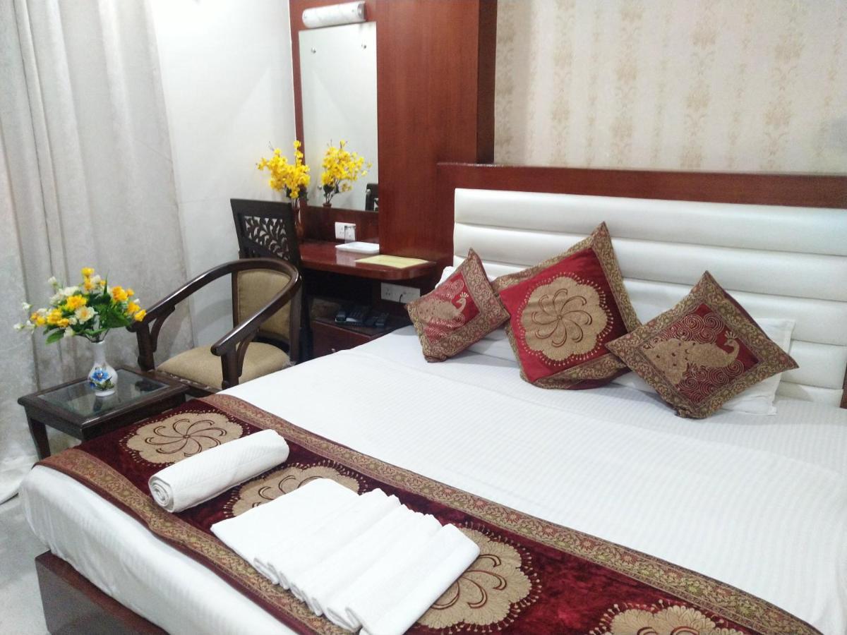 Hotel Midcity 3*