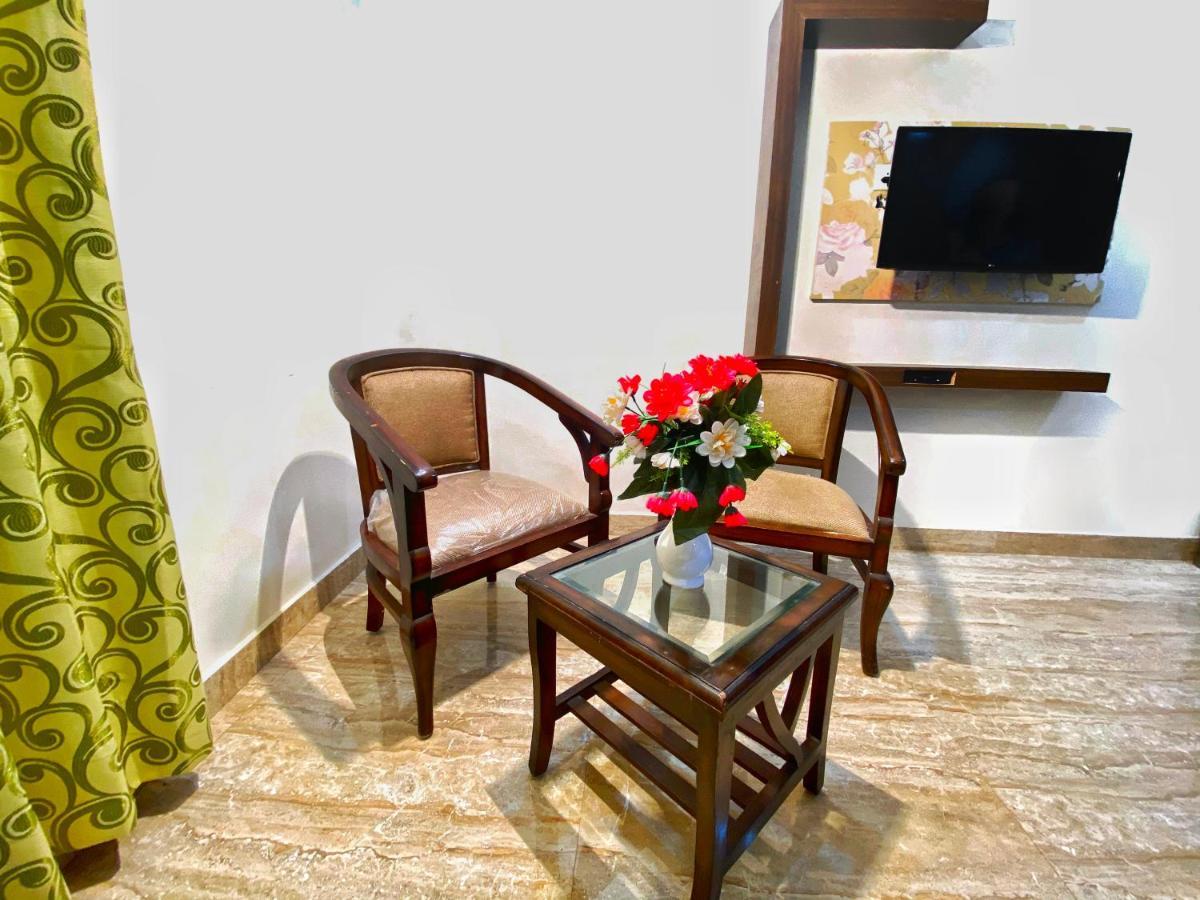Midcity Hotel Varanasi