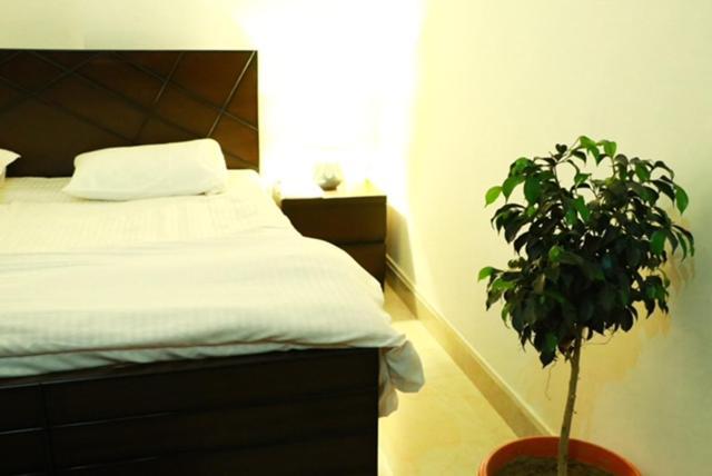 Apartment Tattva 2 *