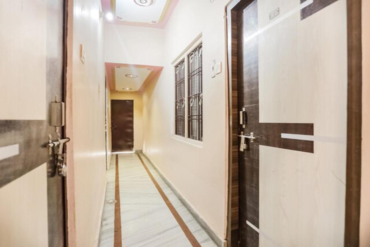 Aakash Ganga Hotel Varanasi
