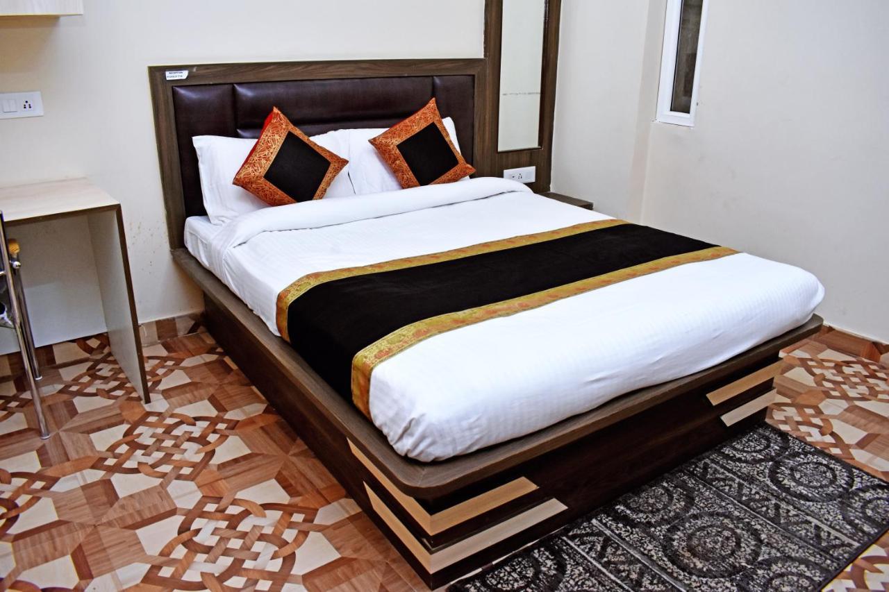 Kb Palace Hotel