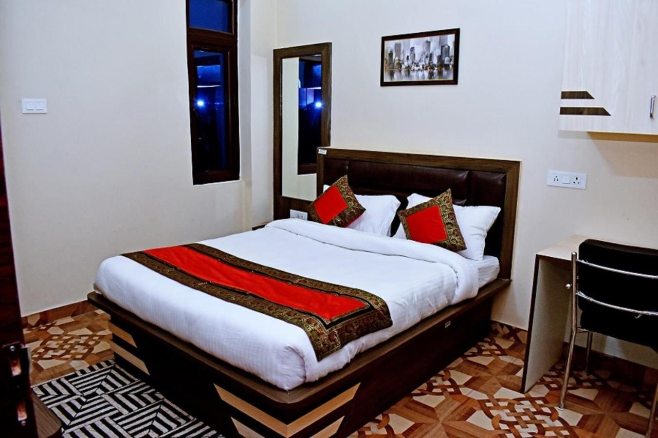 Kb Palace Hotel 2*