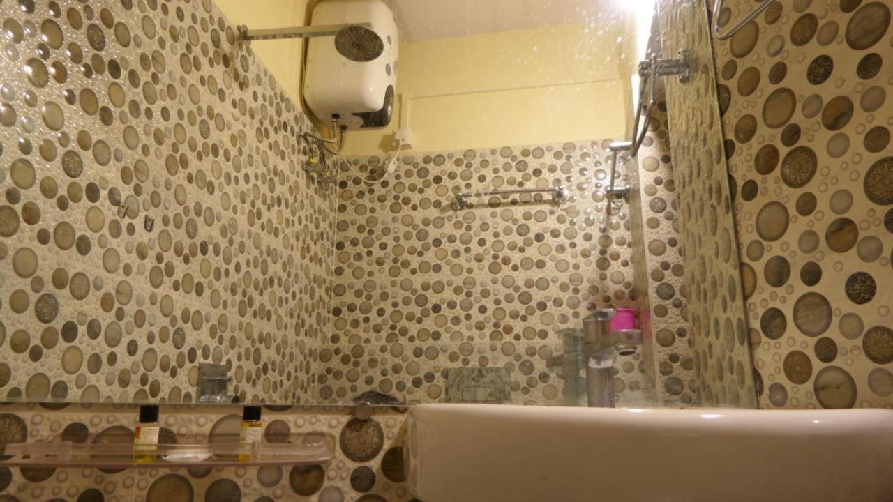 Yogi Soul Guest house Varanasi
