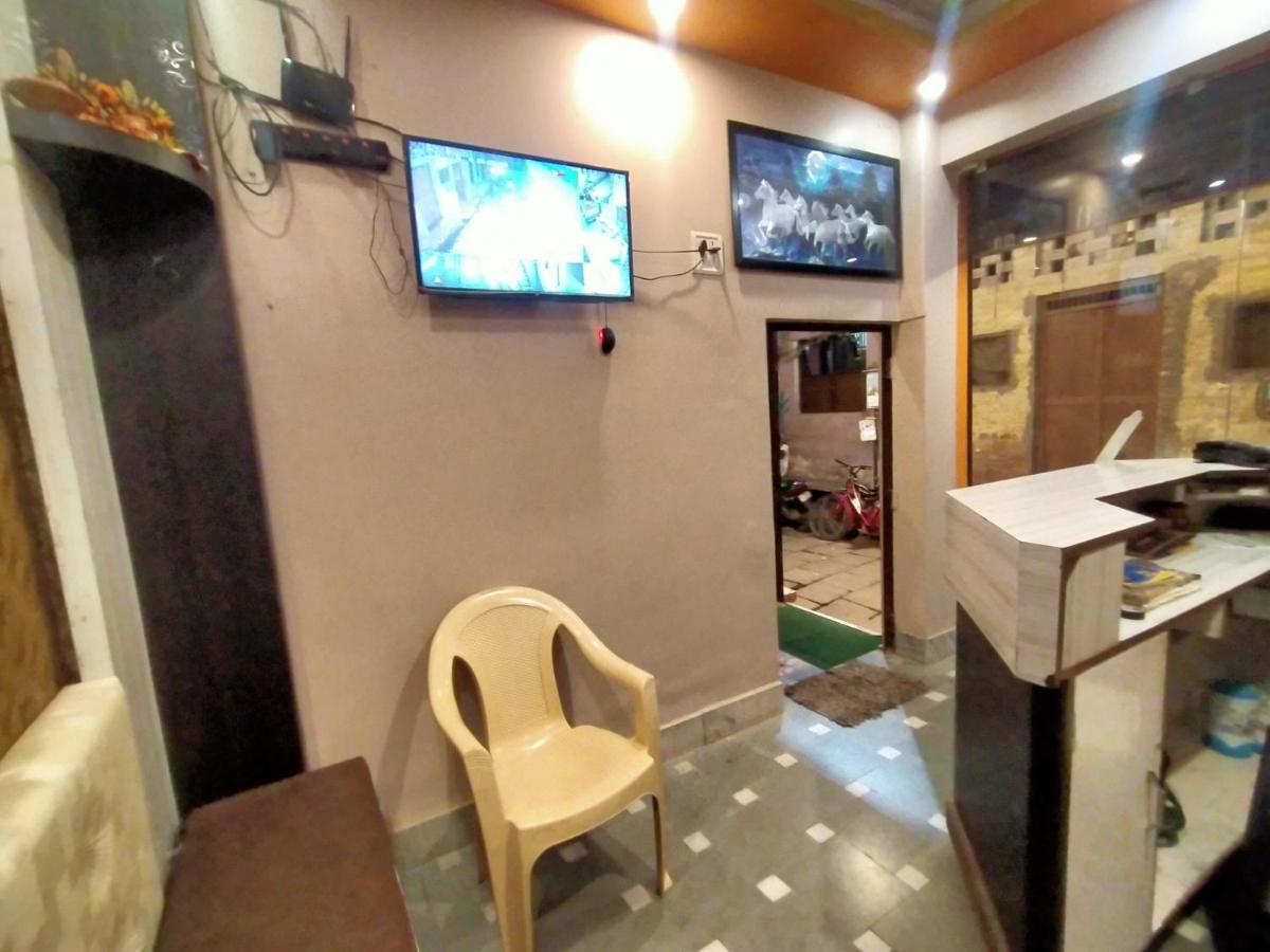 Hotel Aakash Ganga Varanasi