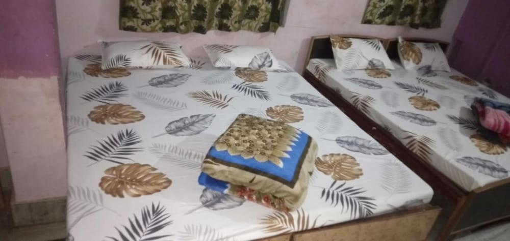 Apartment Welcome P.g. House Varanasi