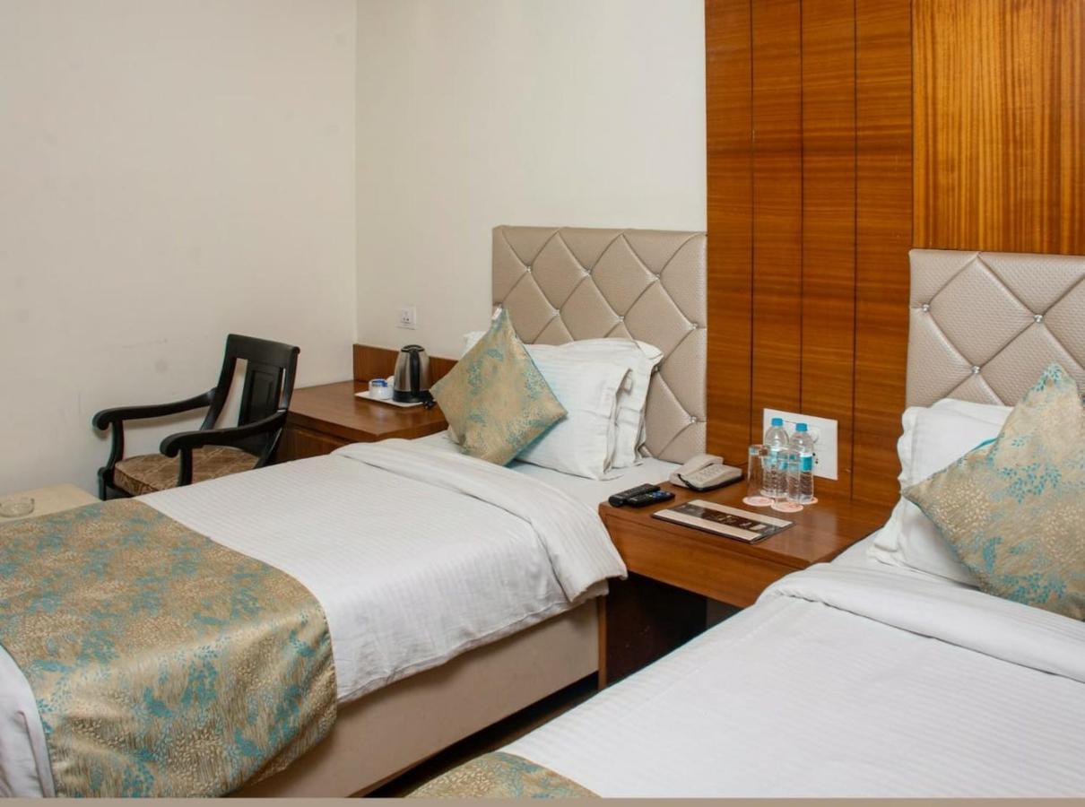 Meadows Hotel Varanasi