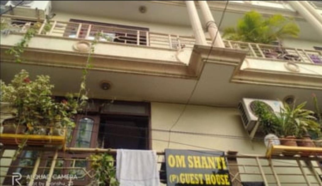 Om Shanthi Paying Hostel Varanasi