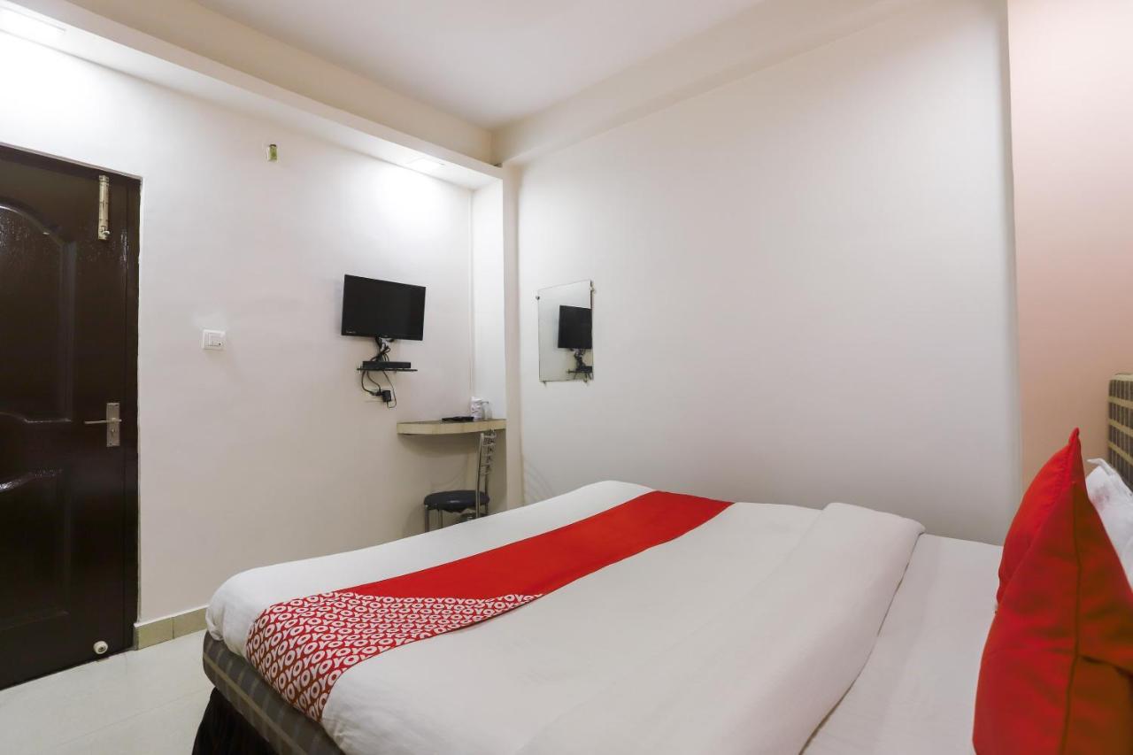 Oyo 943 The Swastik Hotel Varanasi
