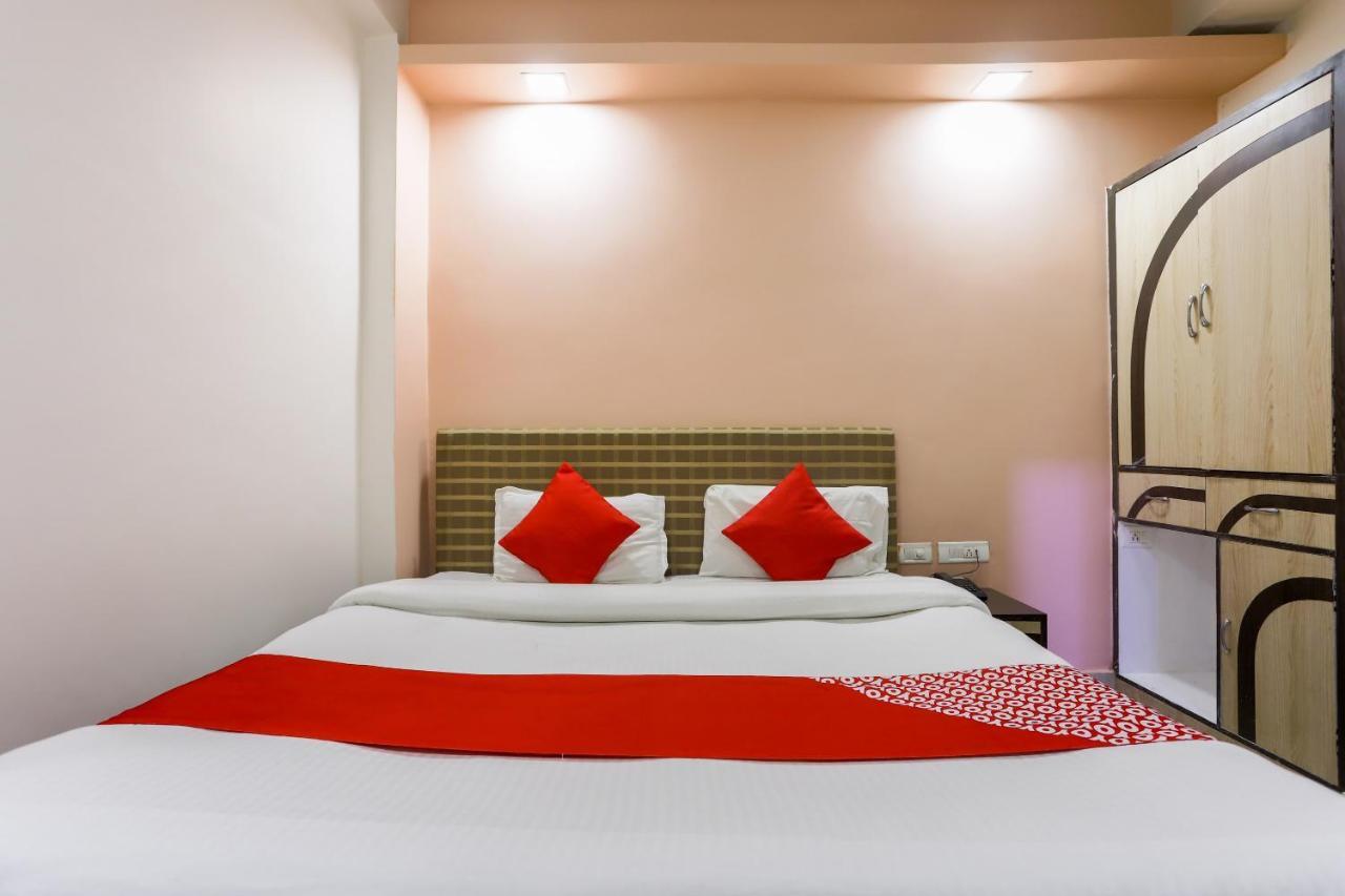 Hotel Oyo 943 The Swastik Varanasi