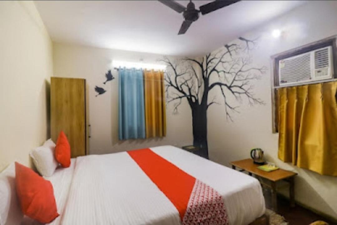 Hostel Om Shanthi Paying *