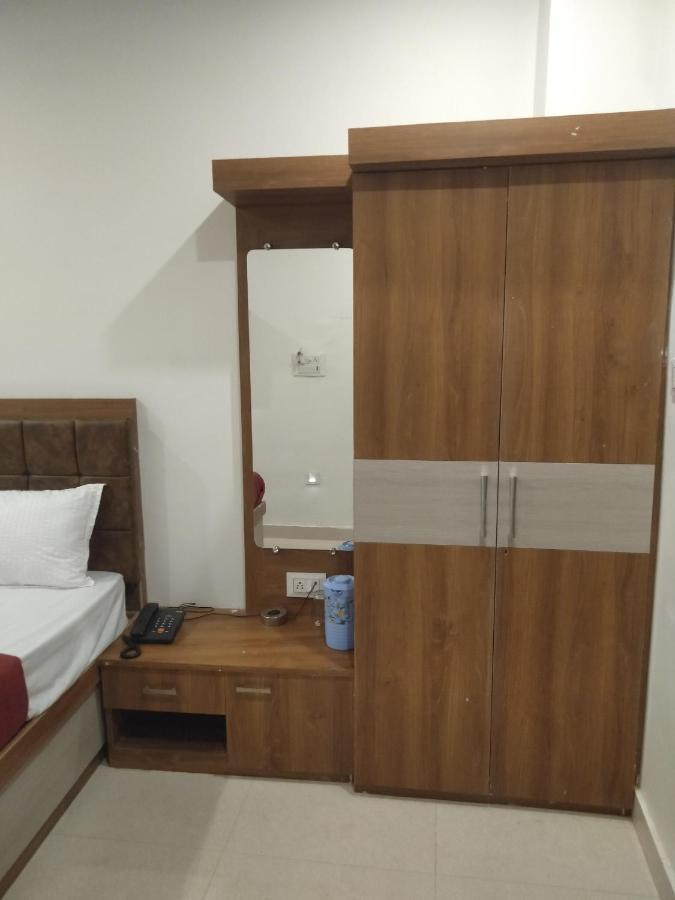 Rudraksha Guest House *