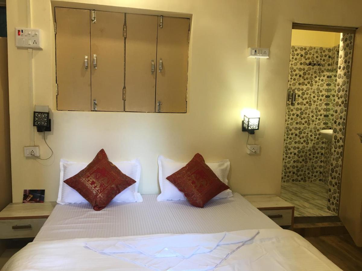 Yogi Soul Guest house Varanasi
