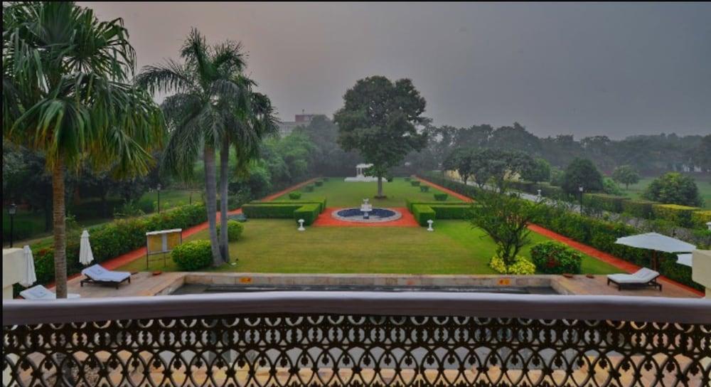 Taj Nadesar Palace 5* Varanasi