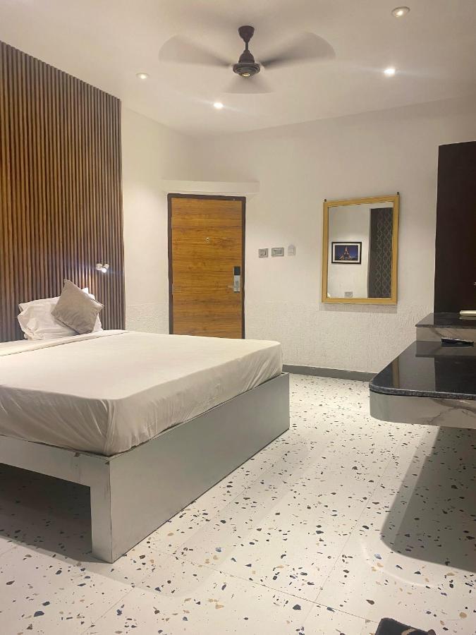 Hotel Itsy Banana Boutique