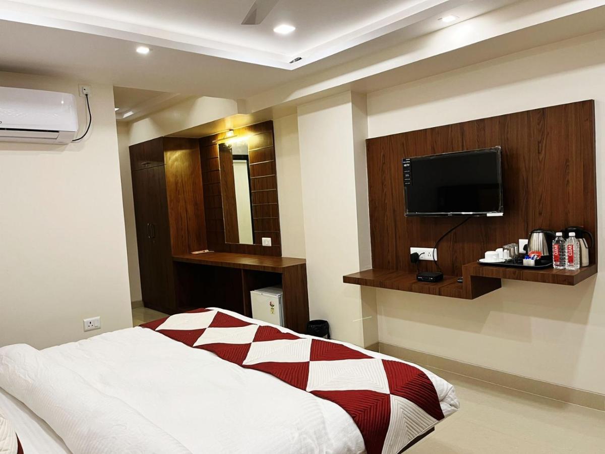 Hotel Mk Grand Varanasi