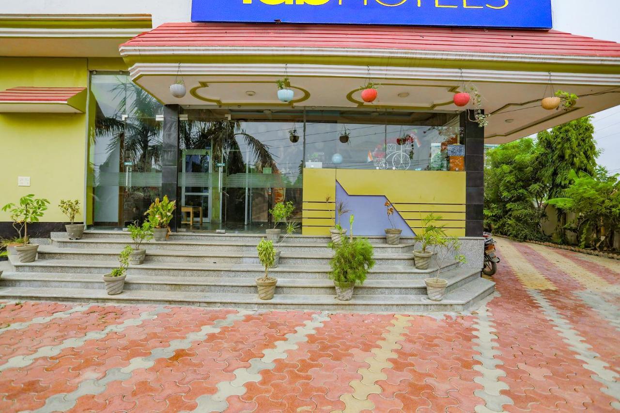 Fabhotel Kriti 3* Varanasi