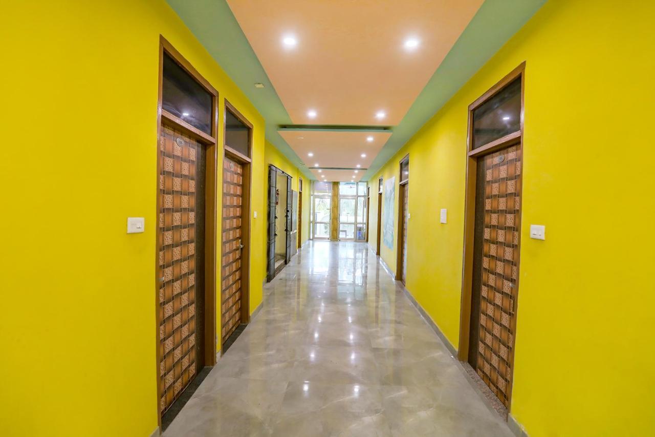 Hotel Fabhotel Kriti 3*