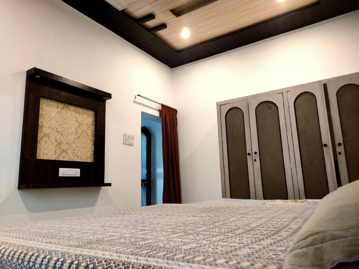 Khushi Paying Bed & Breakfast