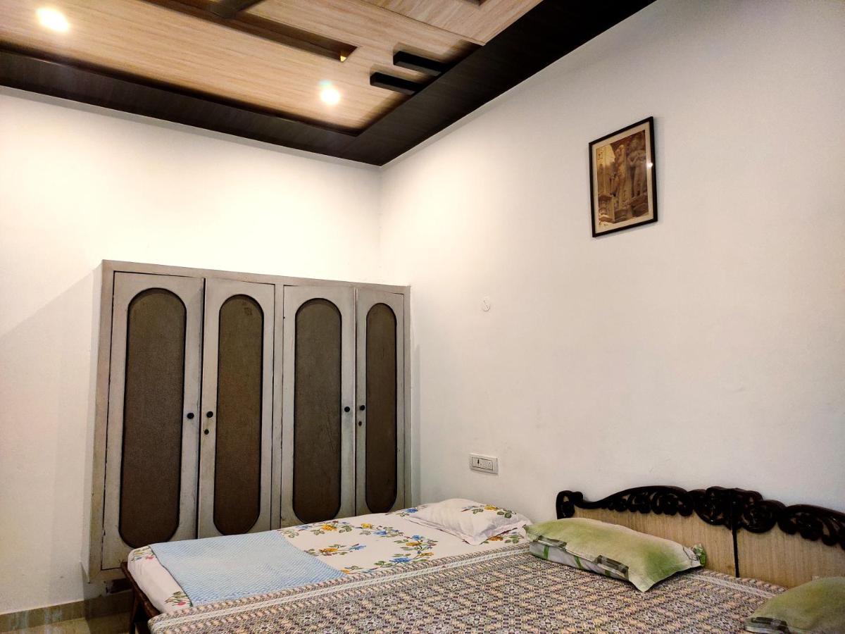 Bed & Breakfast Khushi Paying