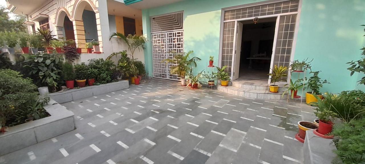 Bed & Breakfast Kanak Varanasi