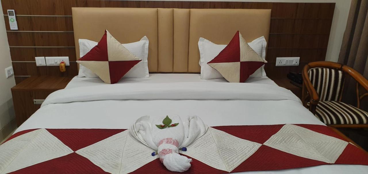 Mk Grand Hotel Varanasi