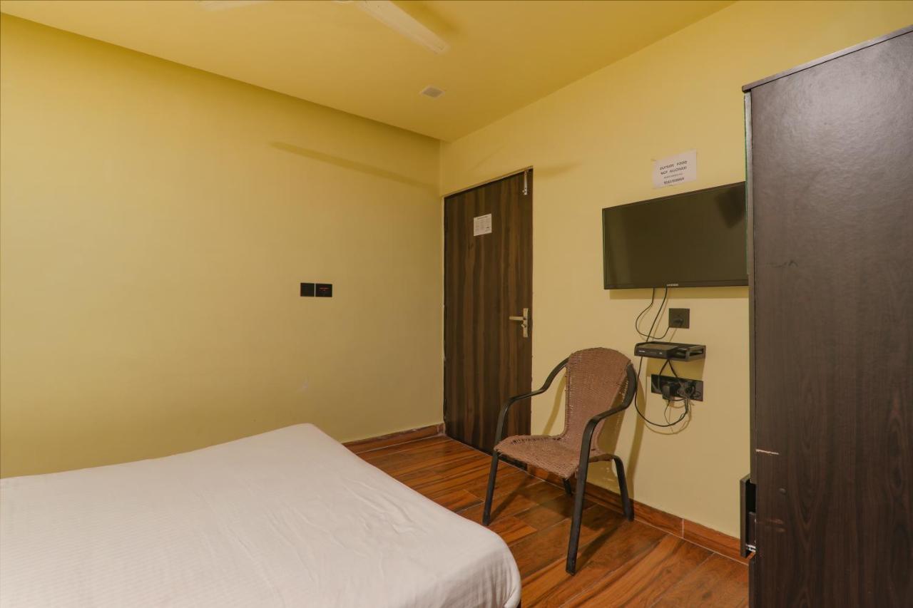 Hotel Fabhotel Lemon Grass 3*