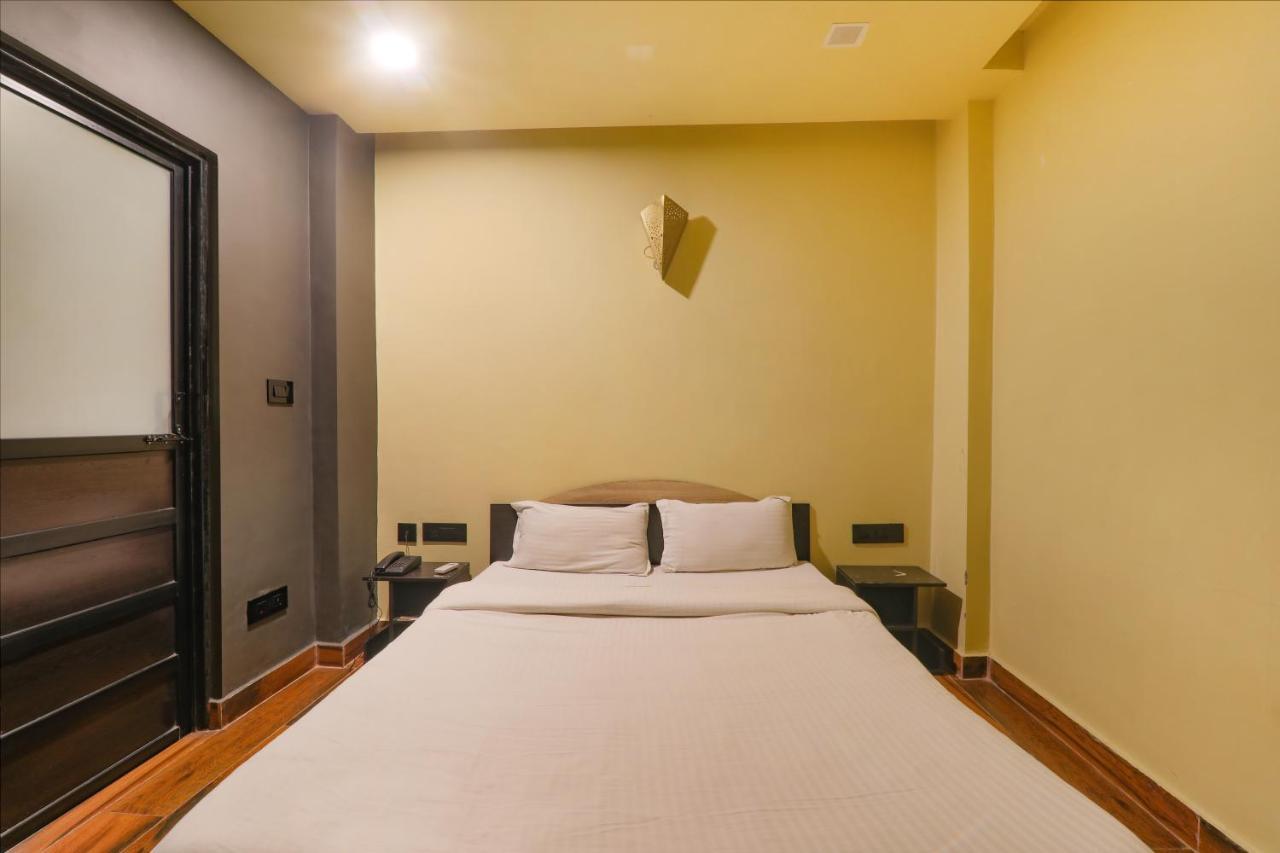 Fabhotel Lemon Grass 3* Varanasi