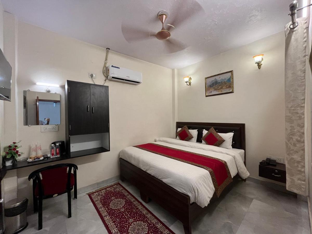 Shanti Varanasi