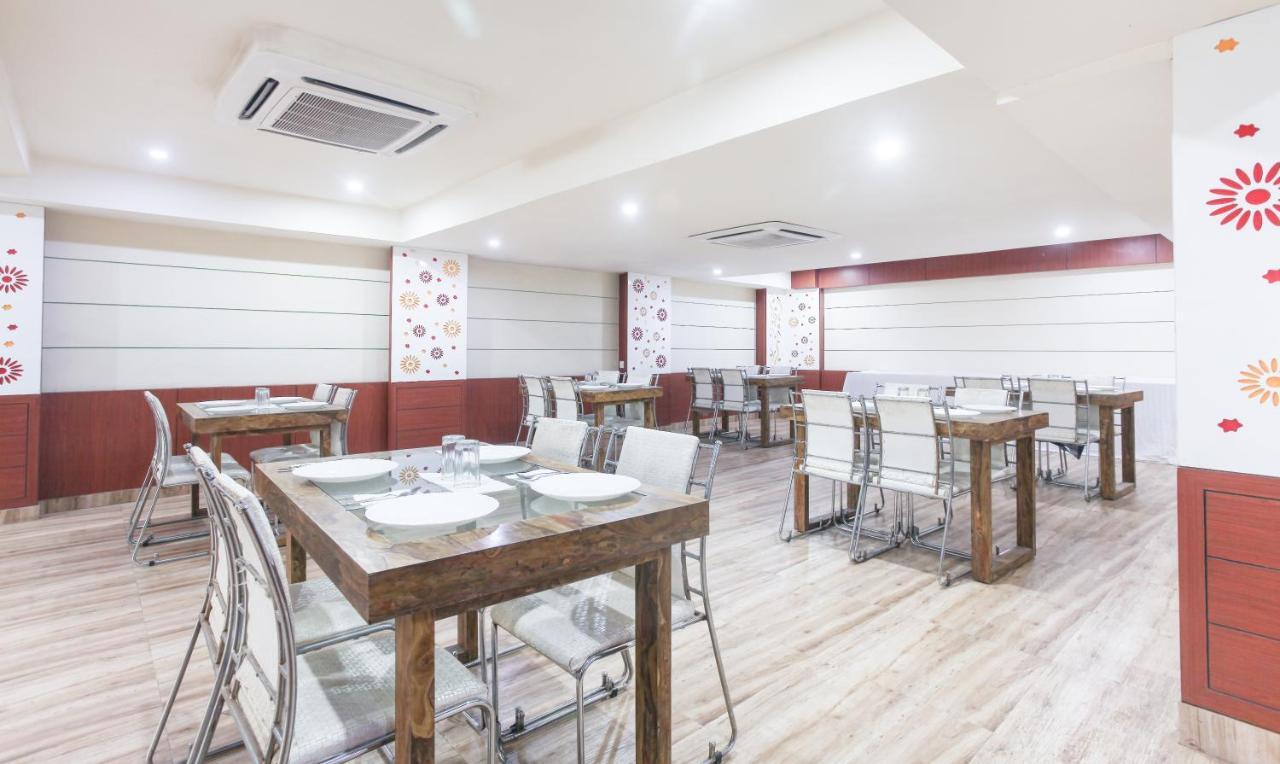 Hotel Janki International 3*