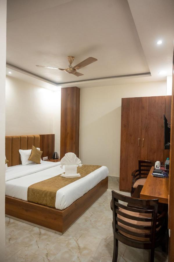 Kiran Palace Hotel 3*